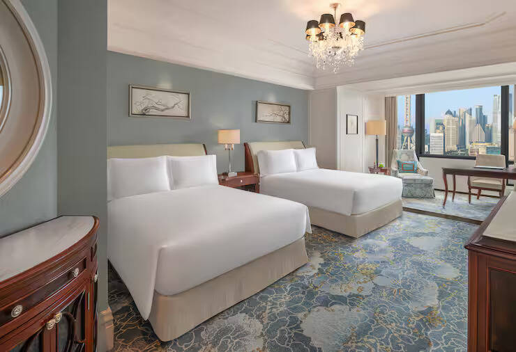 DOUBLE QUEEN PREMIUM PANORAMA RIVER VIEW ROOM