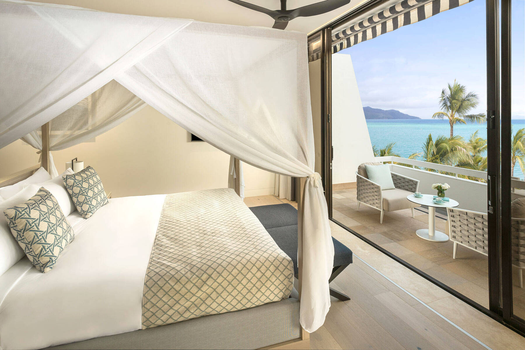 ONE BEDROOM HAYMAN SUITE