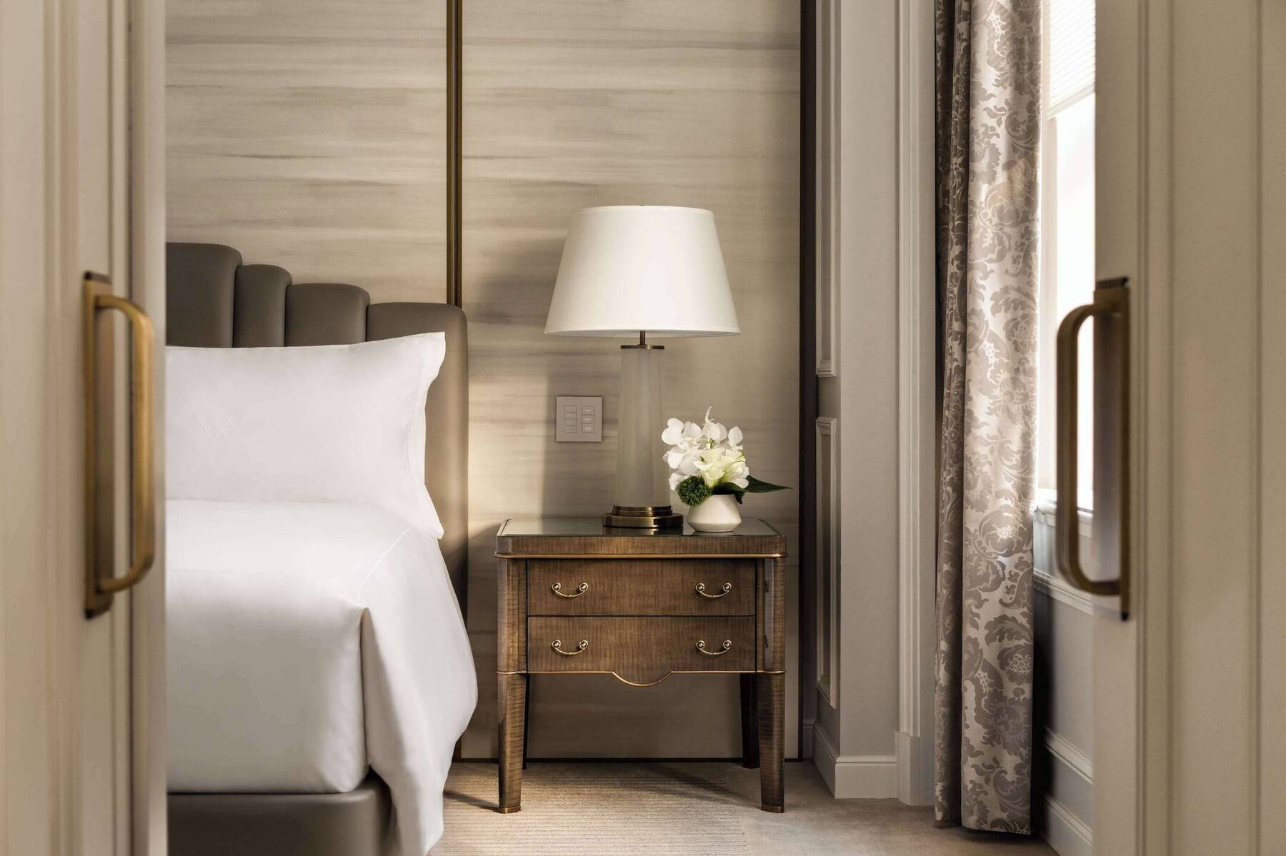 Park Avenue One Bedroom Suite