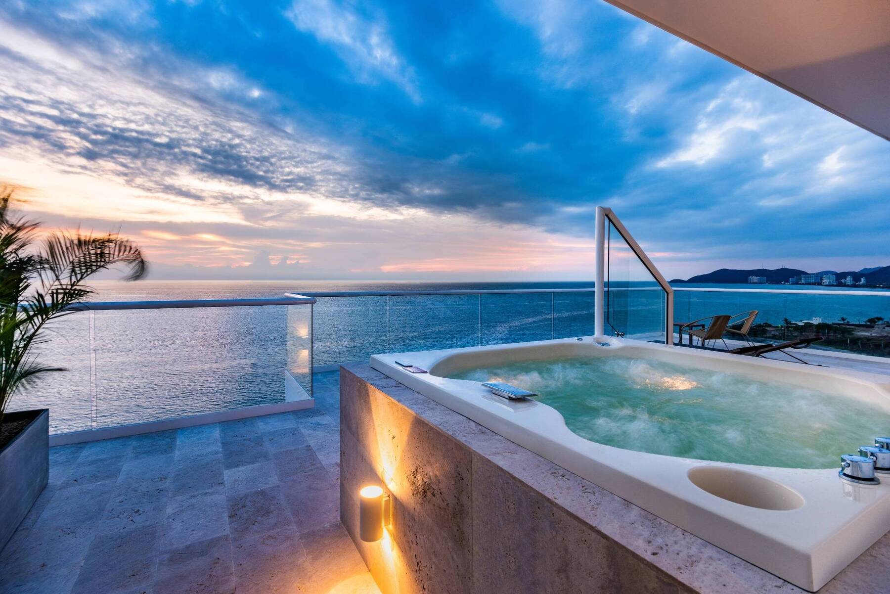 Junior Suite with Outdoor Hot Tub, Balcony