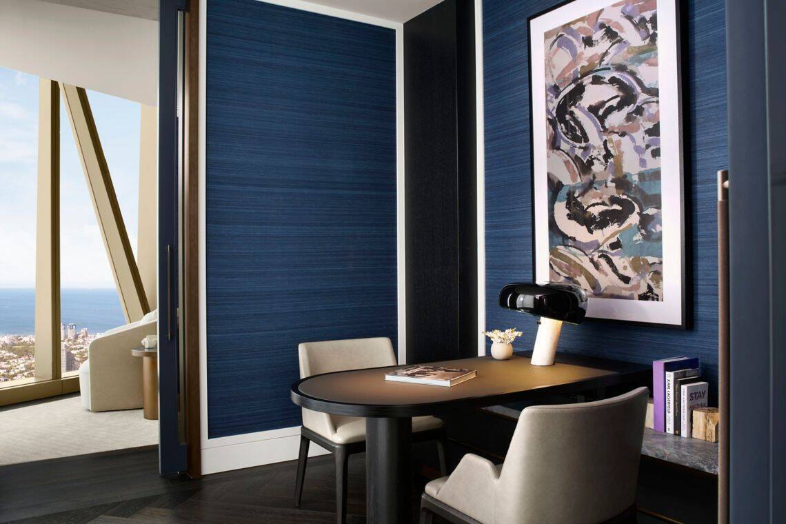 RITZ-CARLTON CLUB LOUNGE ACCESS BAY VIEW SUITE