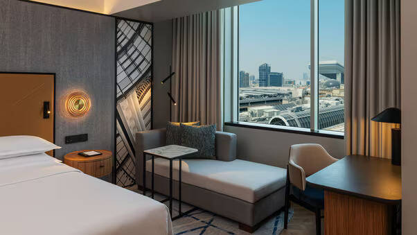 SUPERIOR KING CITY VIEW 