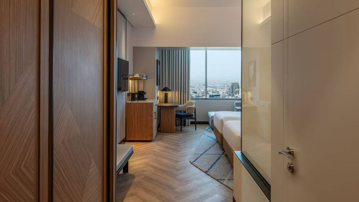 GRAND DELUXYE TWO TWIN ROOM