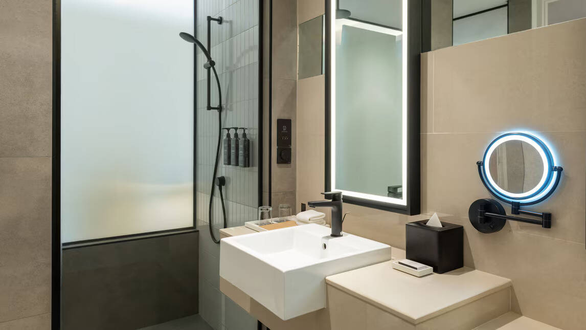 GRAND DELUXYE TWO TWIN ROOM