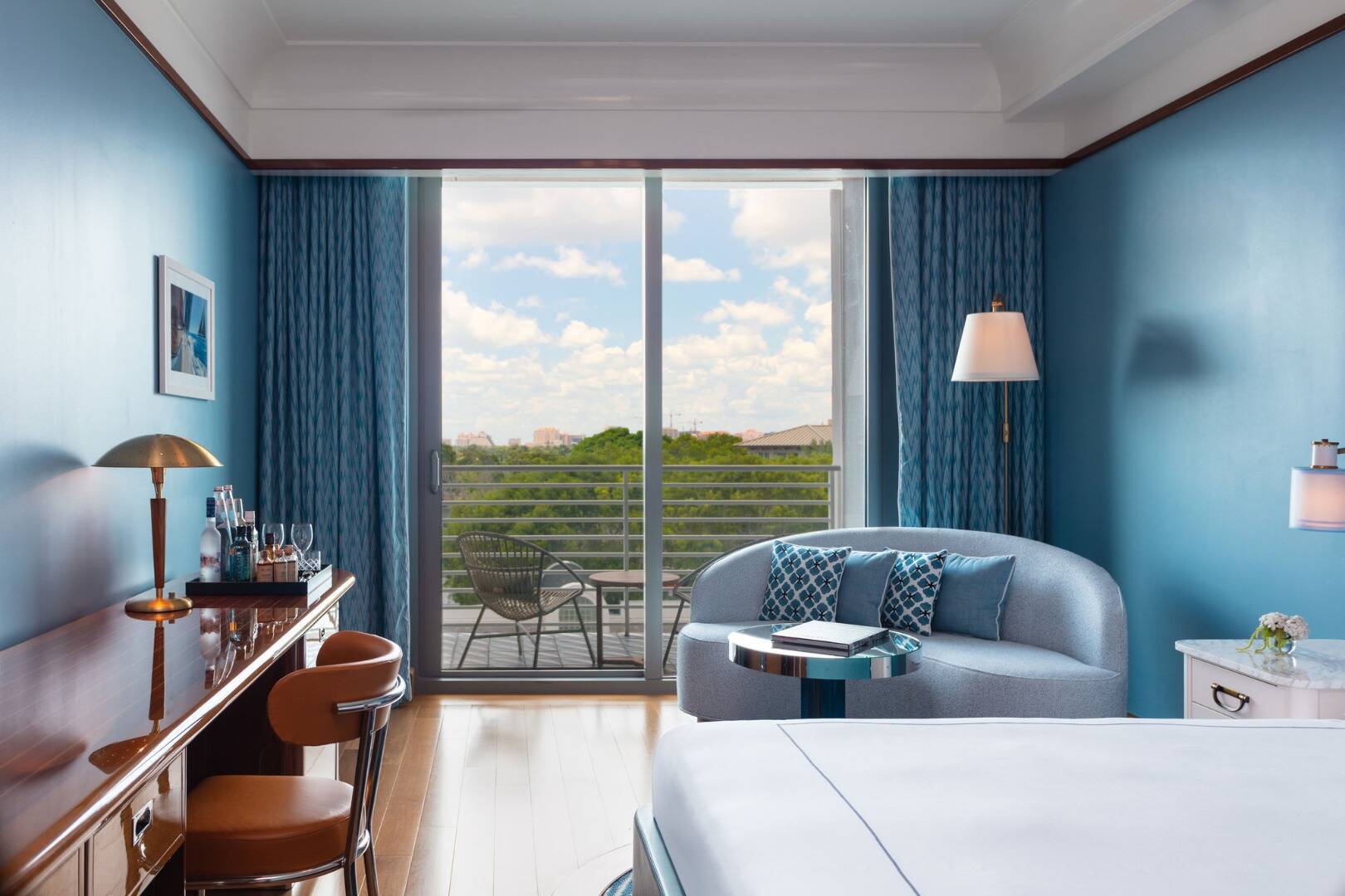 PREMIER PARK VIEW KING