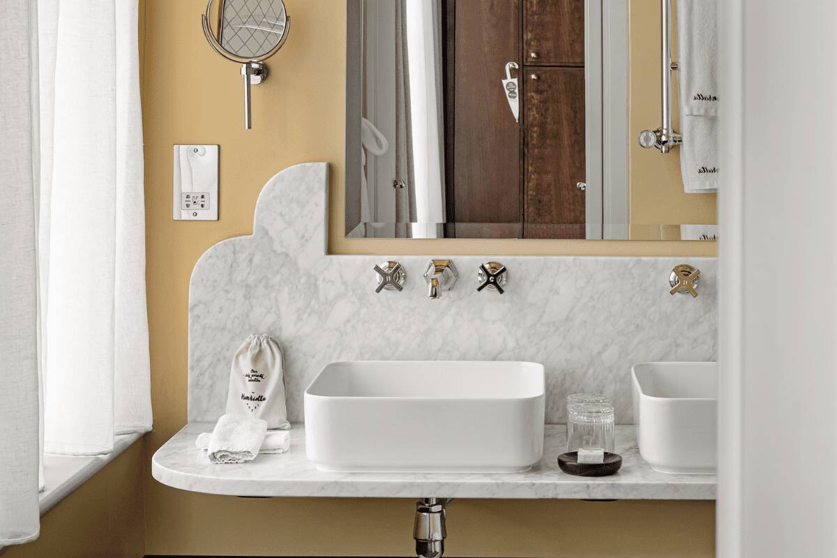 Floral - Superior Room