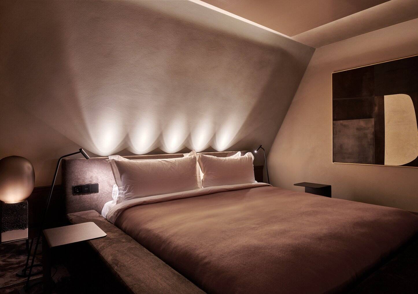 ONE-BEDROOM PRESTIGE APARTMENT 