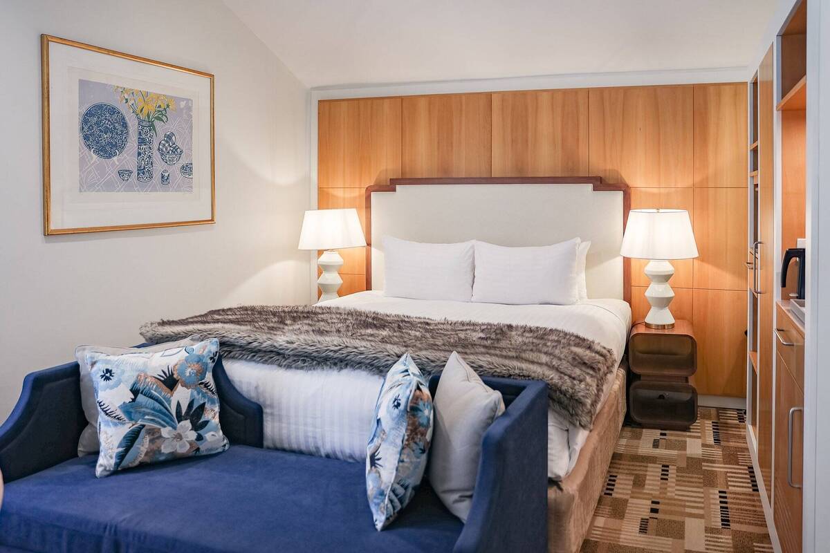 LOFT SUITE