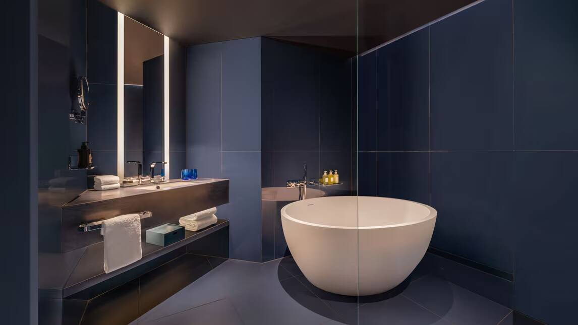 Deluxe Two Double Darling Harbour View