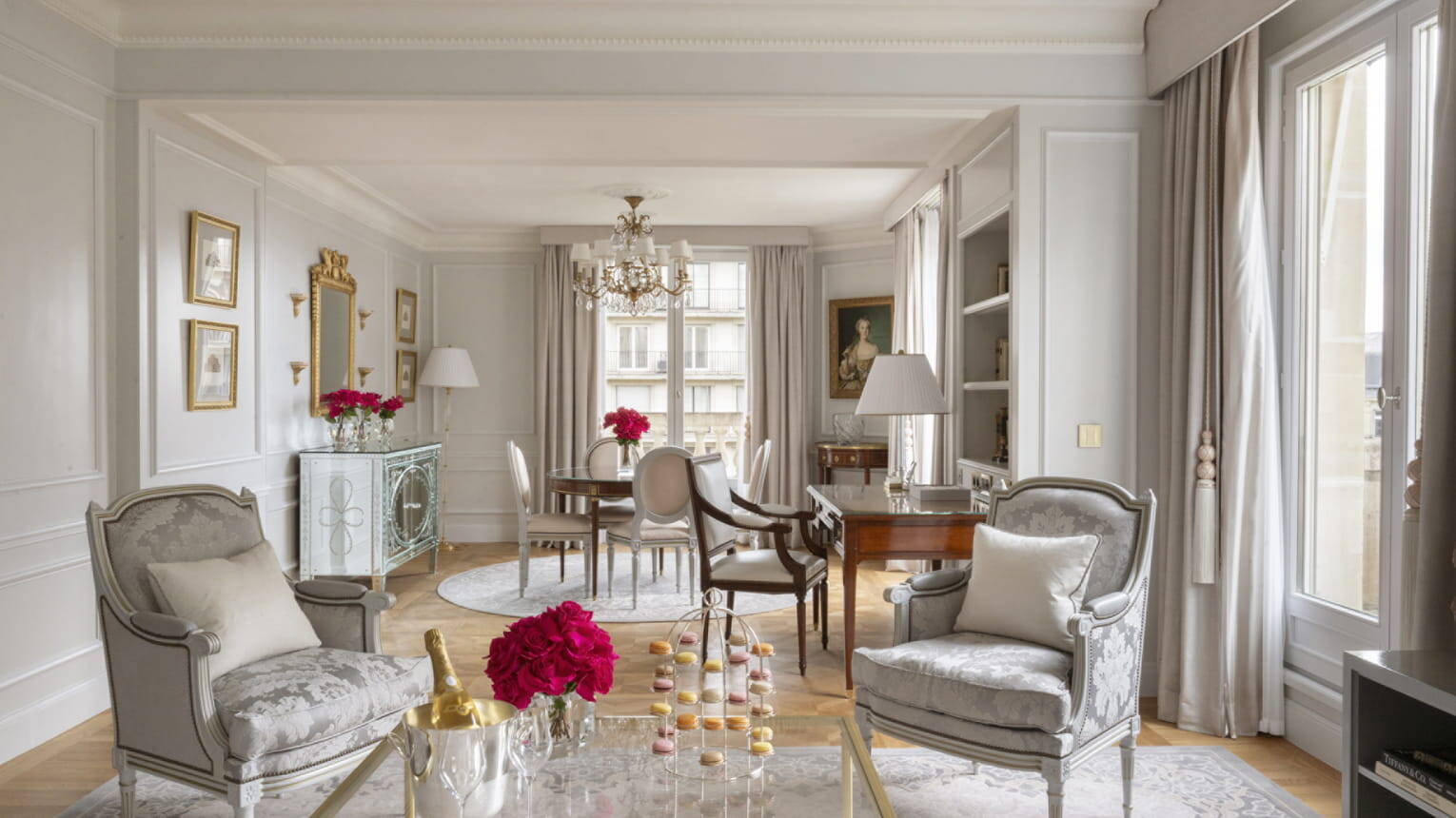 GRAND PREMIER SUITE