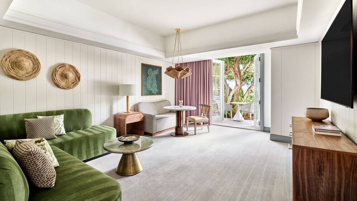 RESORT VIEW SUITE ONE BEDROOM EXECUTIVE SUITE TWO QUEEN POOLSIDE