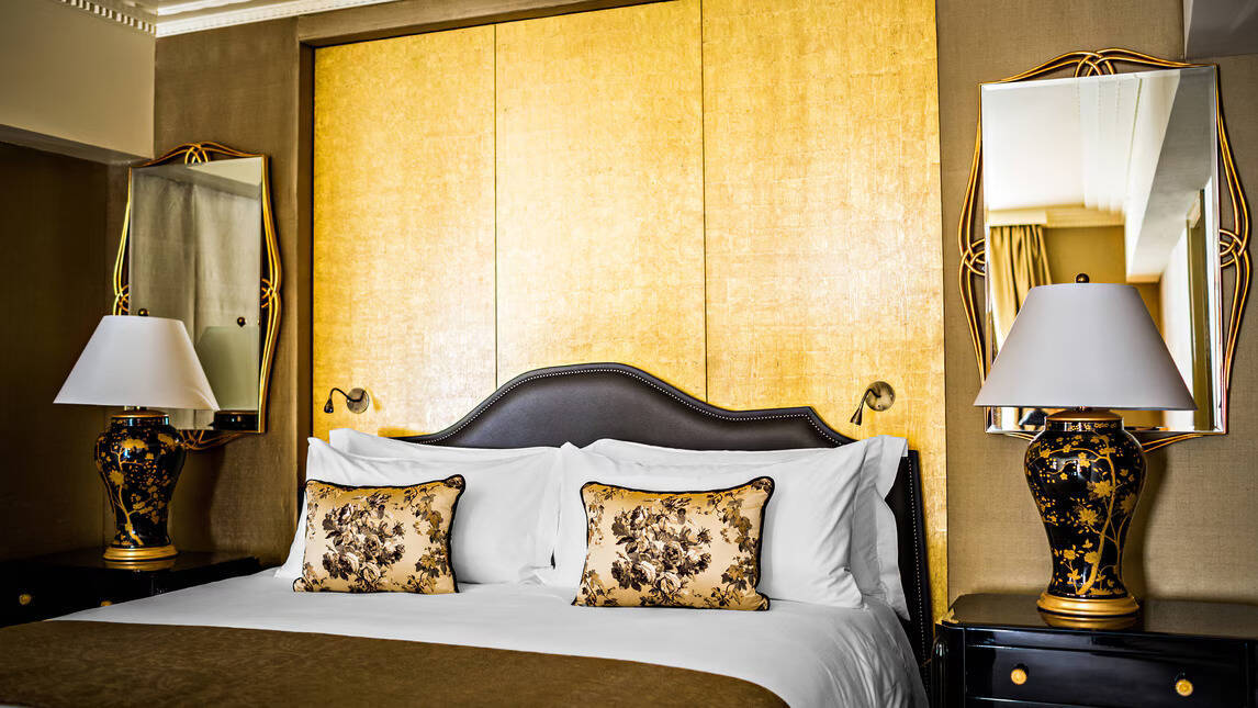 SUITE OR ONE BEDROOM SIGNATURE SUITE KING SUPER TERRACE