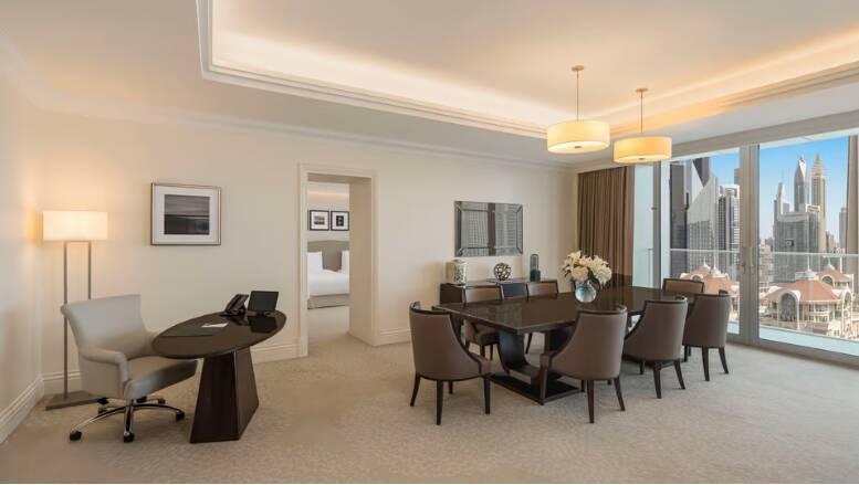 SIGNATURE SUITE