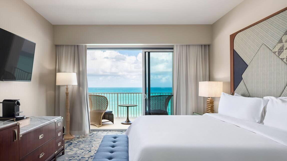 DELUXE KING ROOM, OCEAN VIEW, BALCONY, GATES BAY