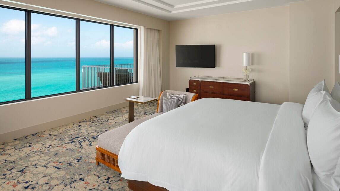 PENTHOUSE KING ROOM, OCEAN VIEW, BALCONY, GATES BAY