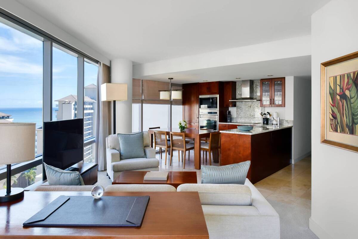 LXR Deluxe One Bedroom Suite with City View