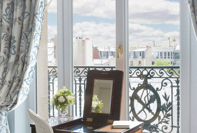 Junior Suite Skyline View 