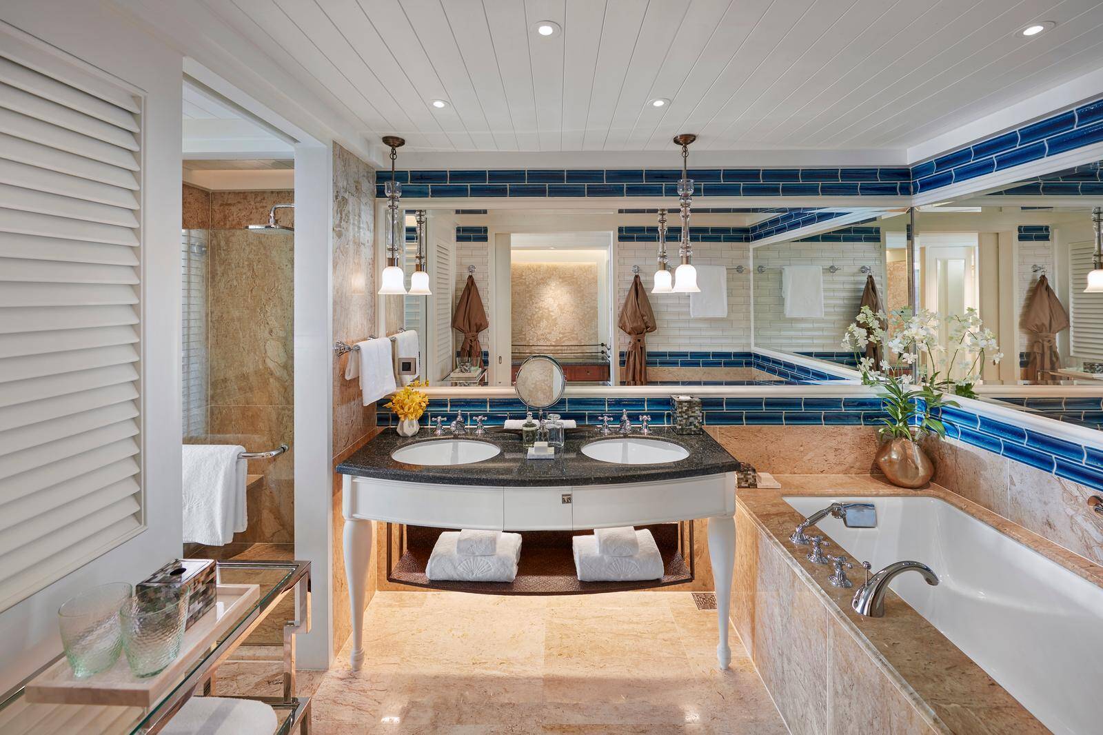 DELUXE PREMIER CONNECTING ROOM