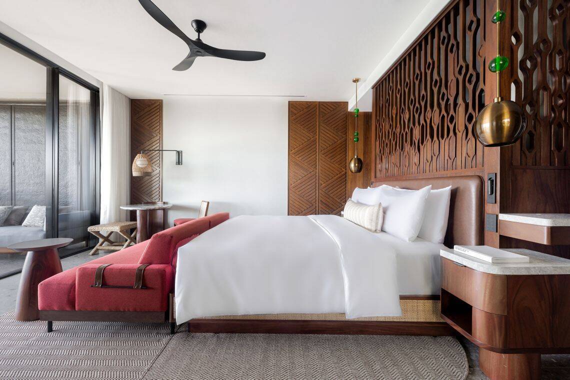 OCEAN RESERVE PLUNGE POOL, KING ROOM