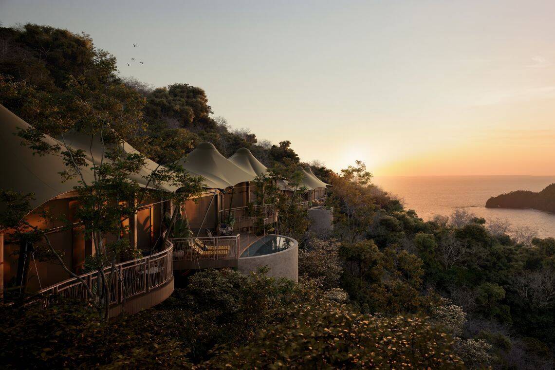 TREETOP TENT, TWO BEDROOM SUITE (TWO KINGS)