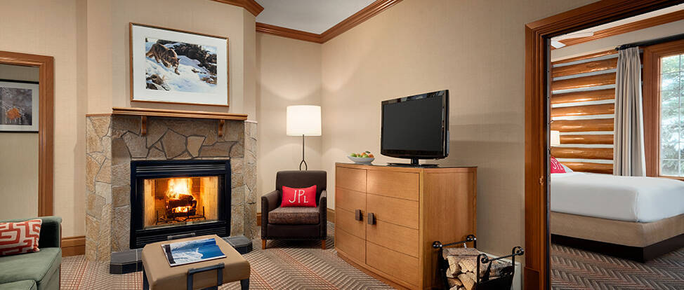 ONE BEDROOM SUITE LAKEVIEW KING 