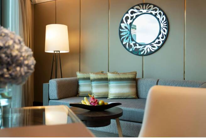 DELUXE BALCONY ROOM TWIN