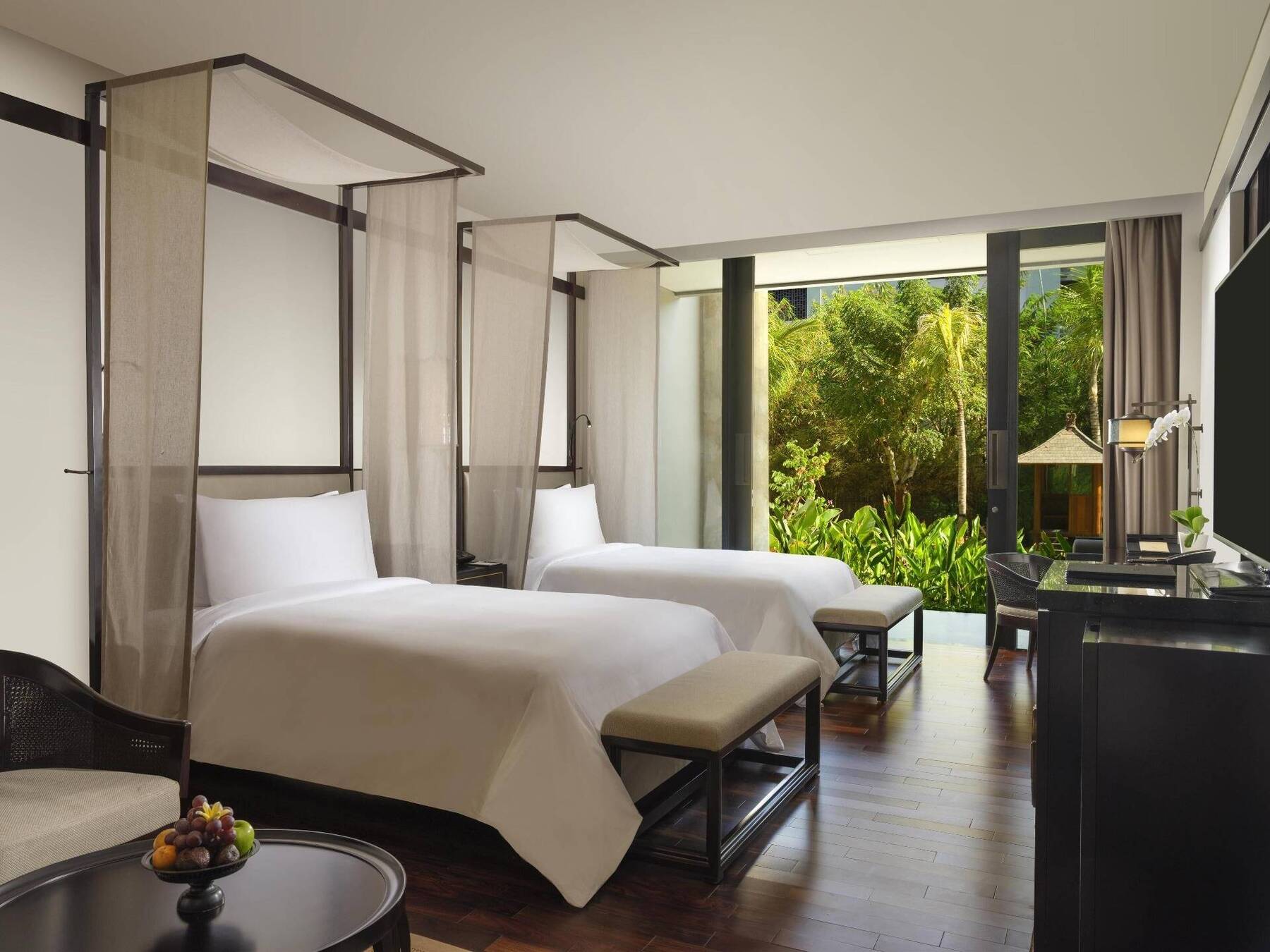 GRAND DELUXE TWIN ROOM