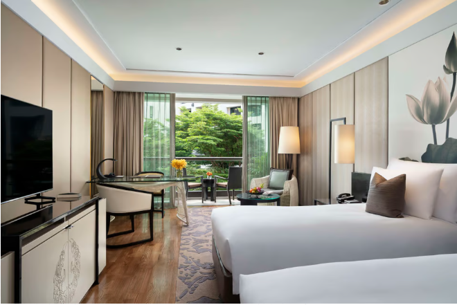 PREMIER FAMILY ROOM