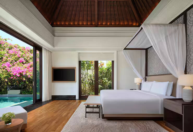 ONE BEDROOM FAMILY POOL VILLA