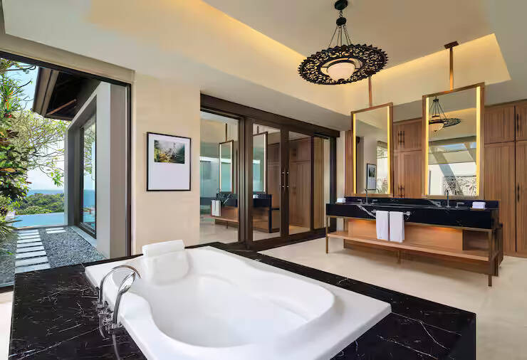 ONE BEDROOM OCEAN POOL VILLA