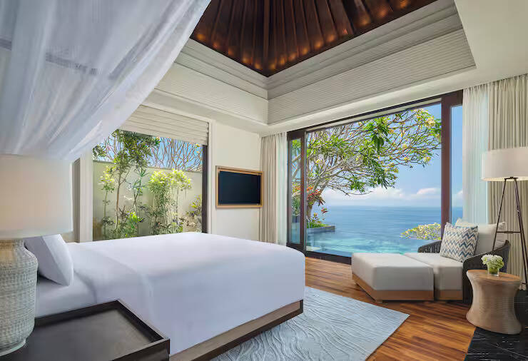 ONE BEDROOM PANORAMIC OCEAN POOL VILLA