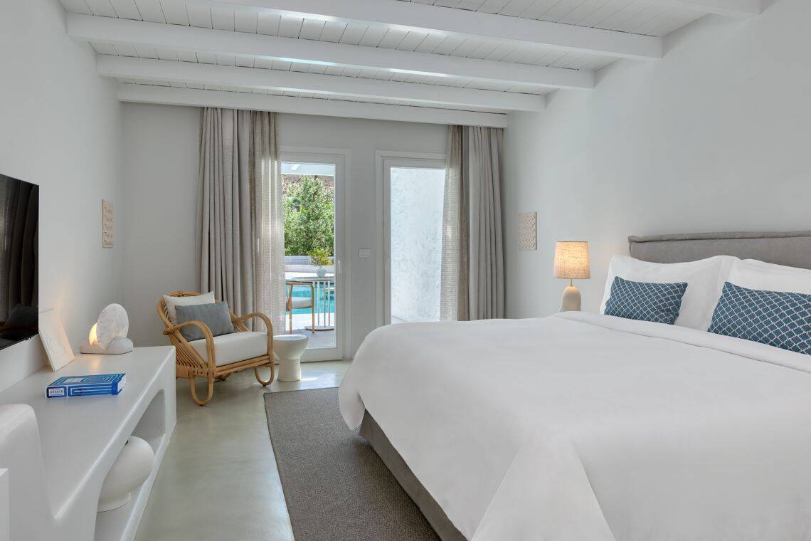 Grand Deluxe Sharing Pool