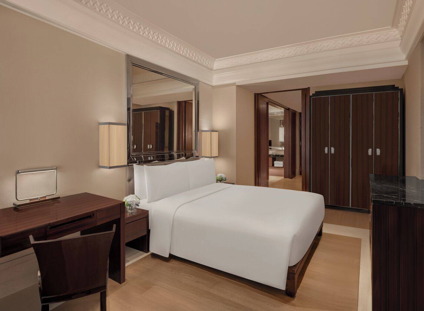 EXECUTIVE KING ROOM