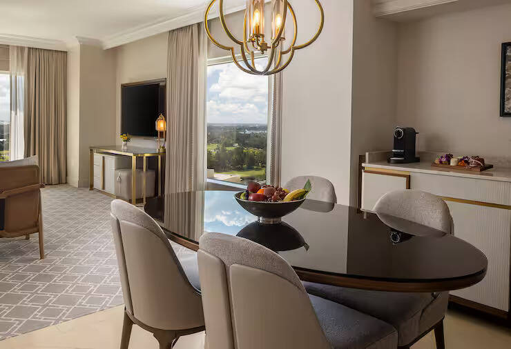 DELUXE SUITE TWO QUEEN BEDS