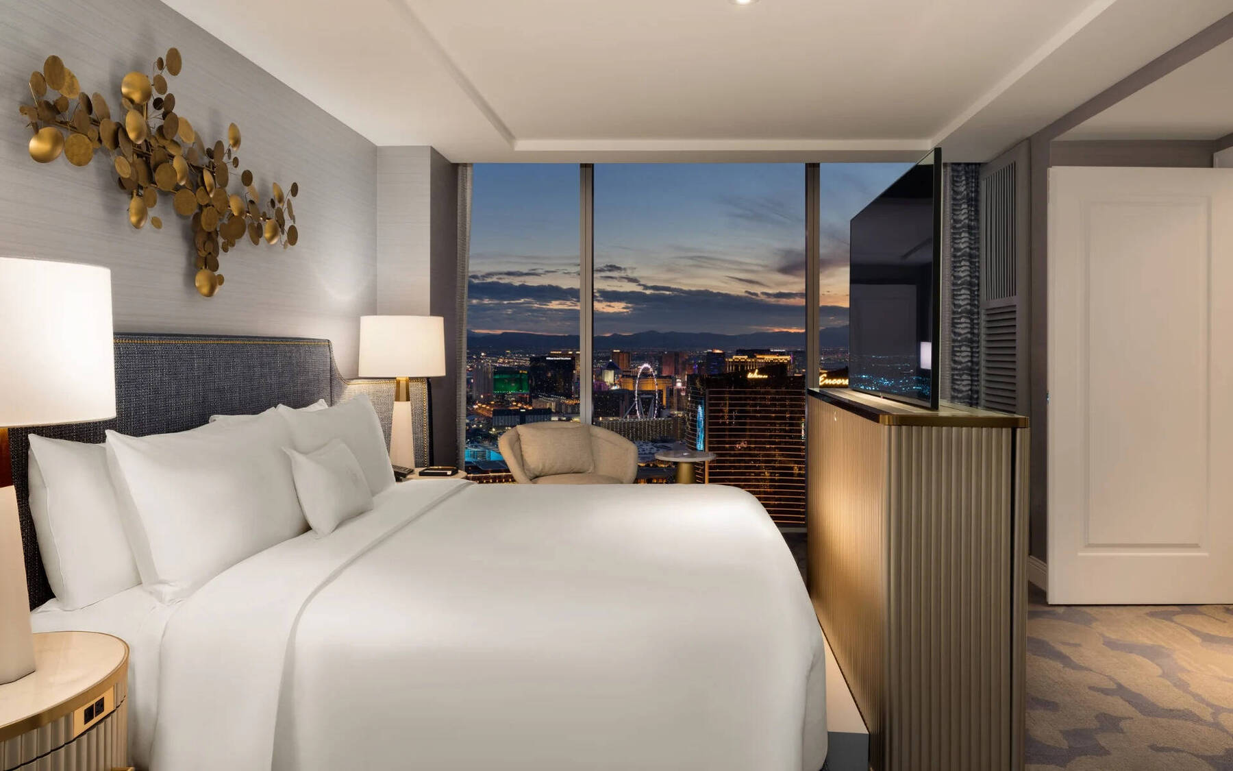 GRAND PANORAMA SUITE