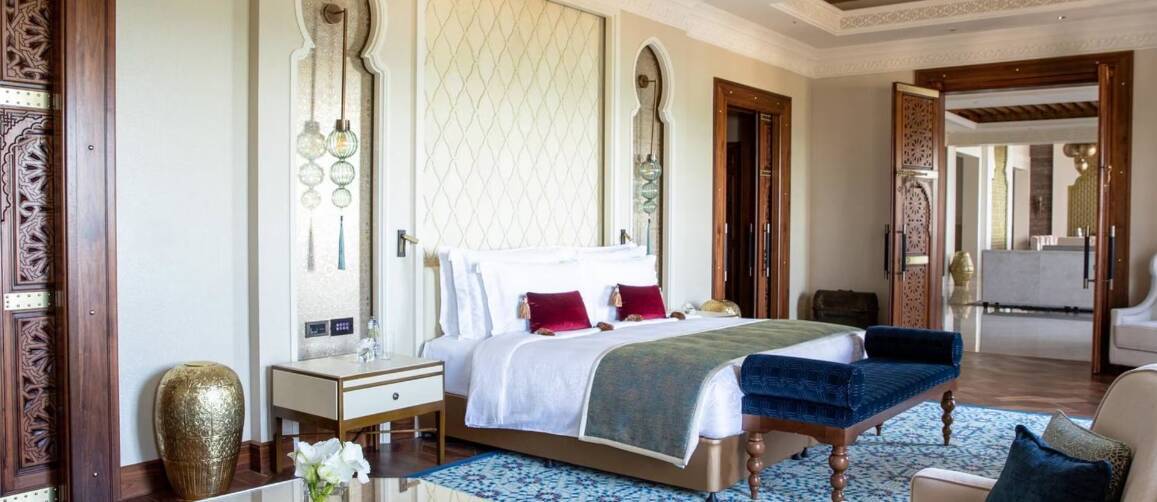 ONE BEDROOM ROYAL SUITE