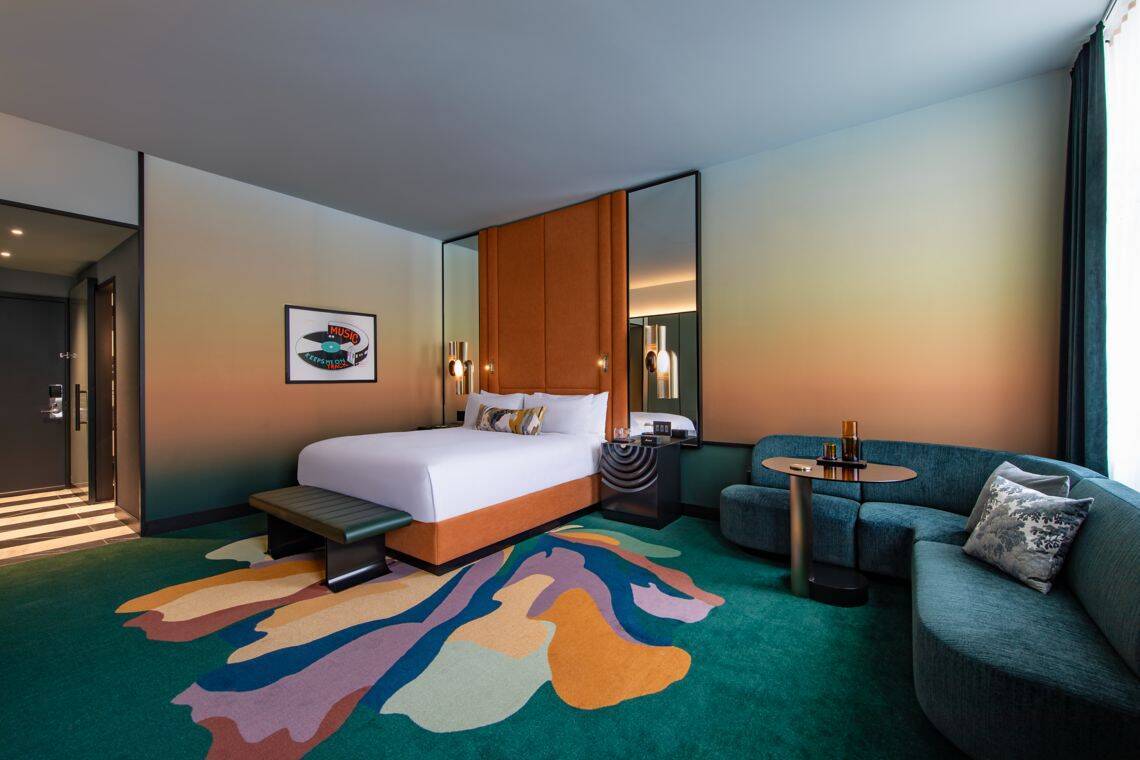 Premier King Park View 