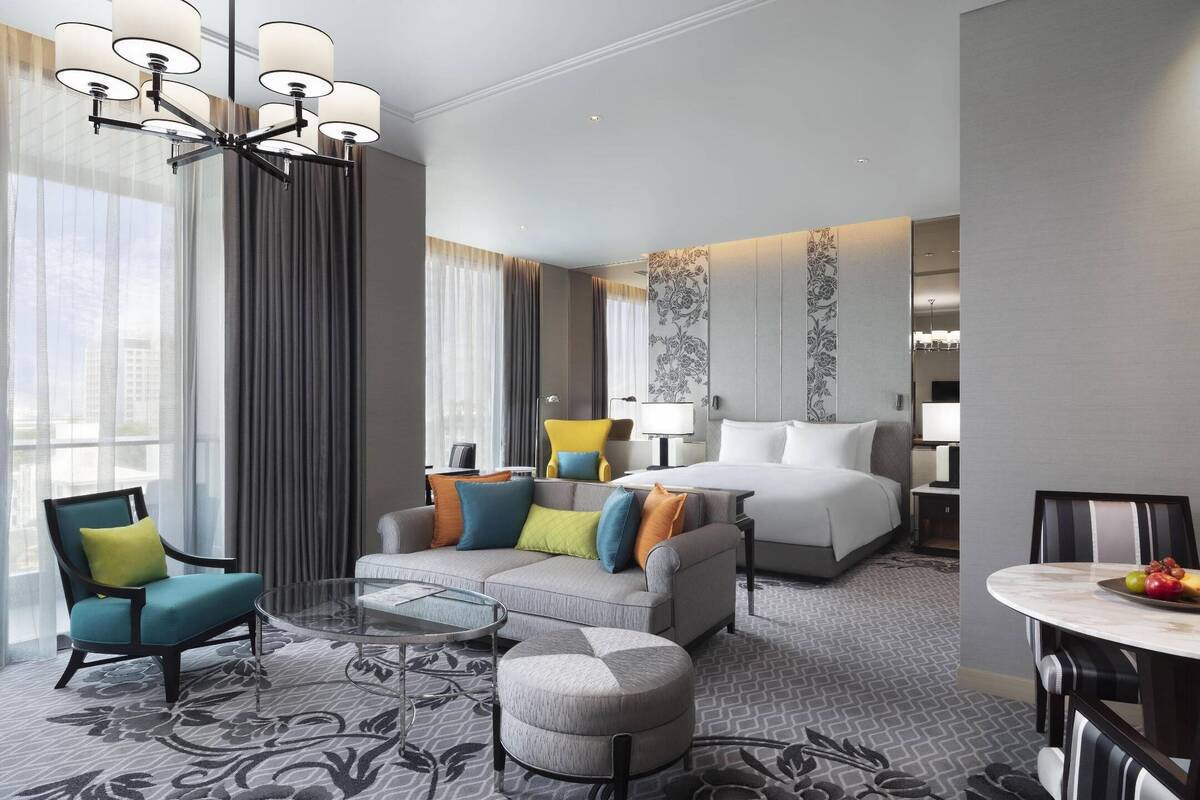 GRAND DELUXE KING ROOM
