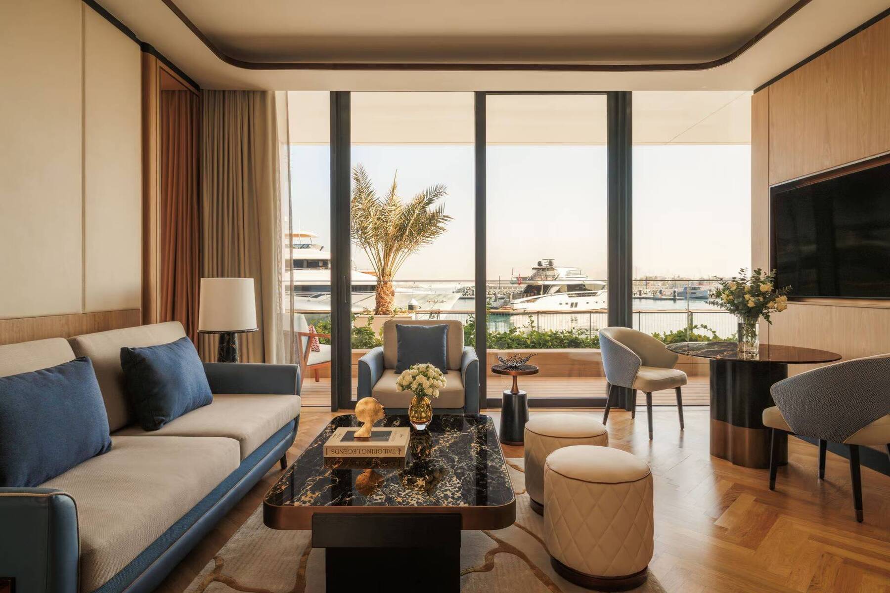 Promenade Deluxe Suite