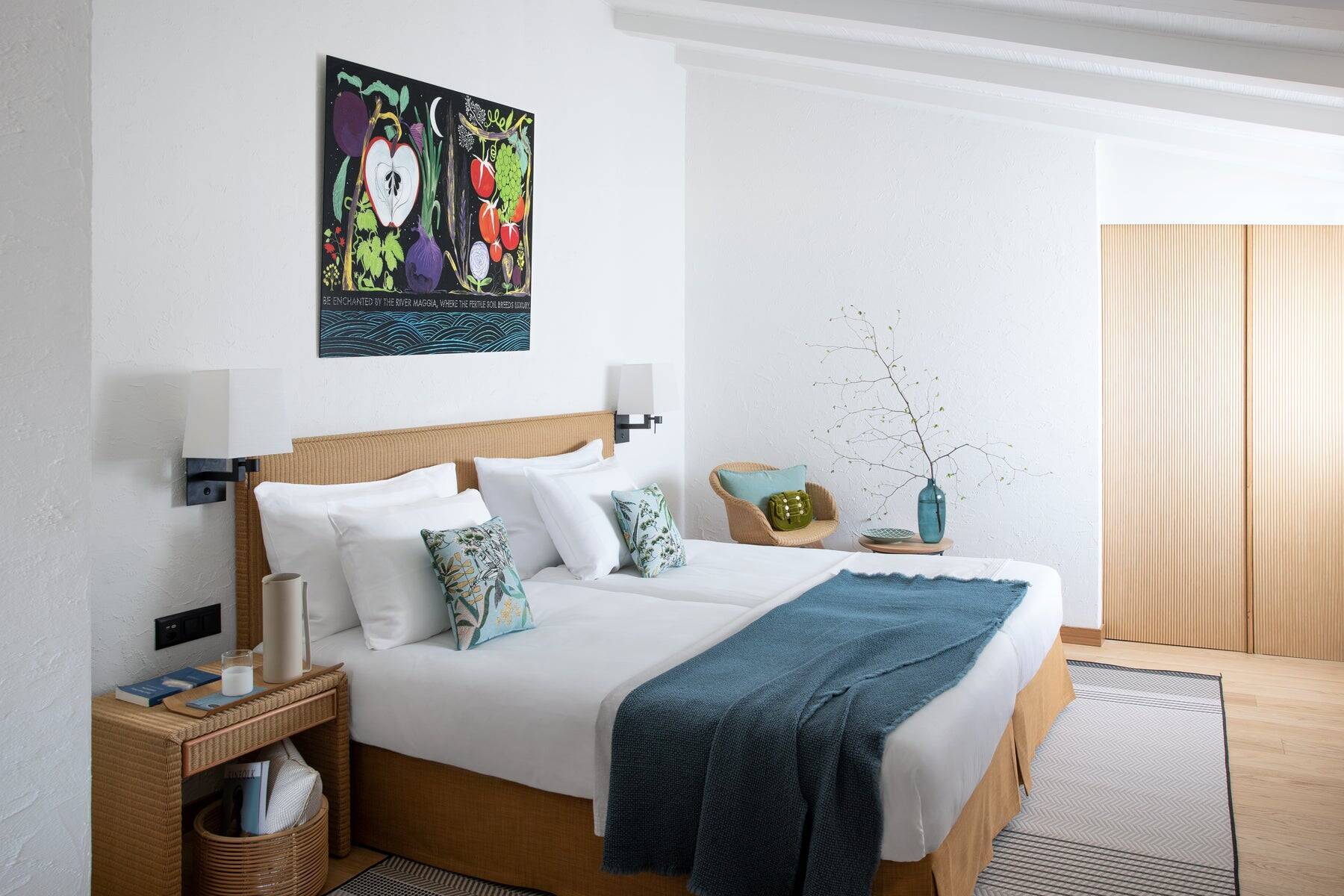 Corner Double Room Comfort with Balcony