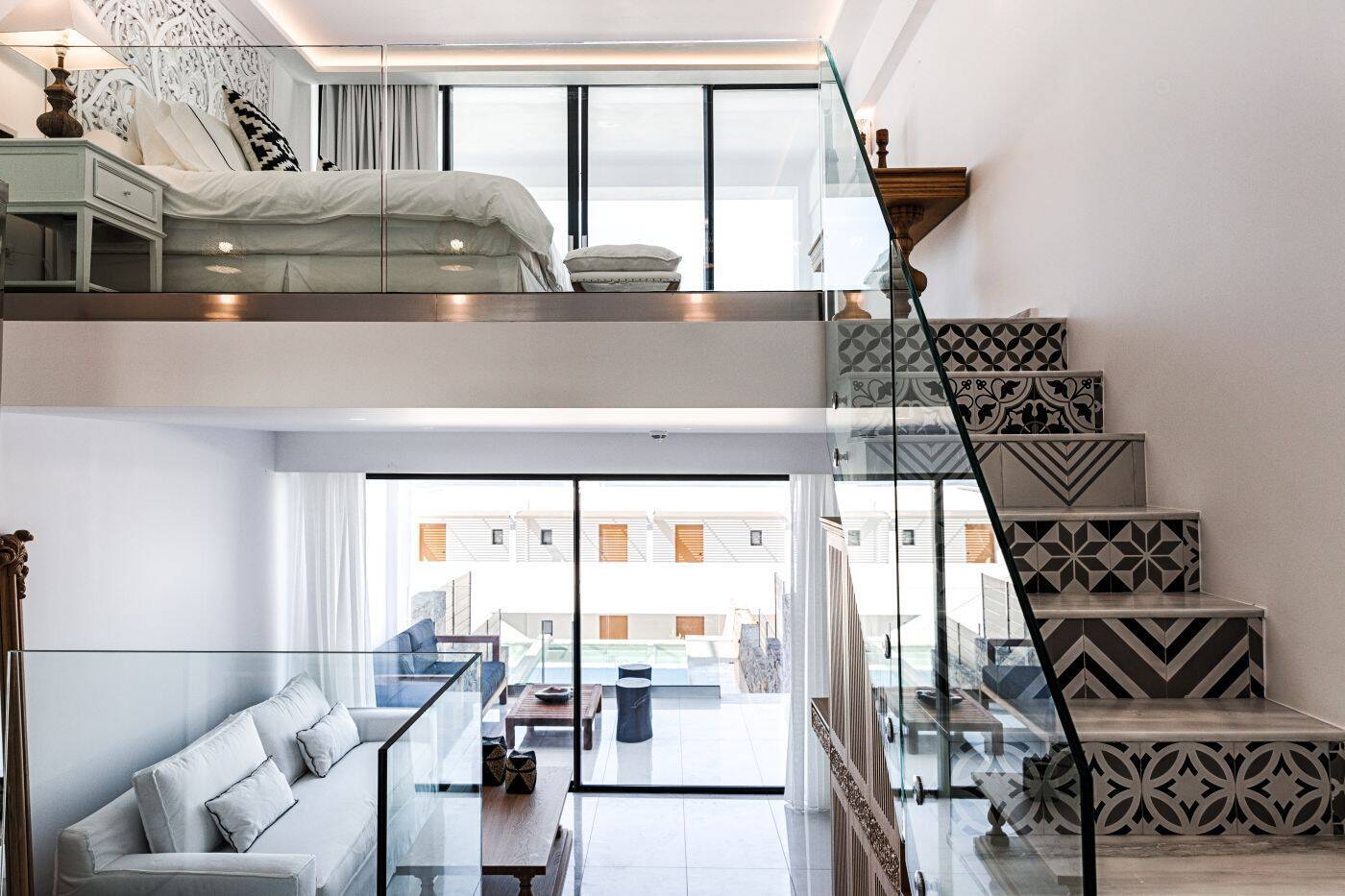 ABATON COLLECTION SUITE WITH OUTDOOR JACUZZI