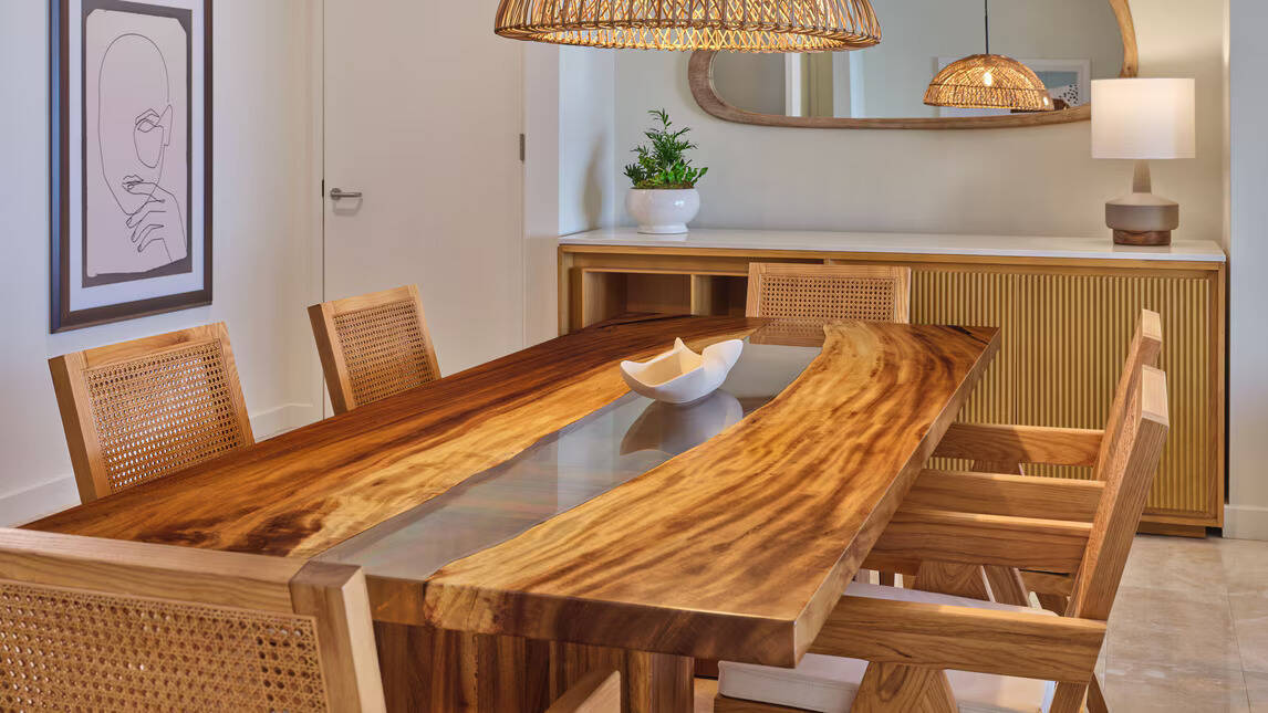 ST REGIS SUITE TWO QUEEN OCEANFRONT BALCONY