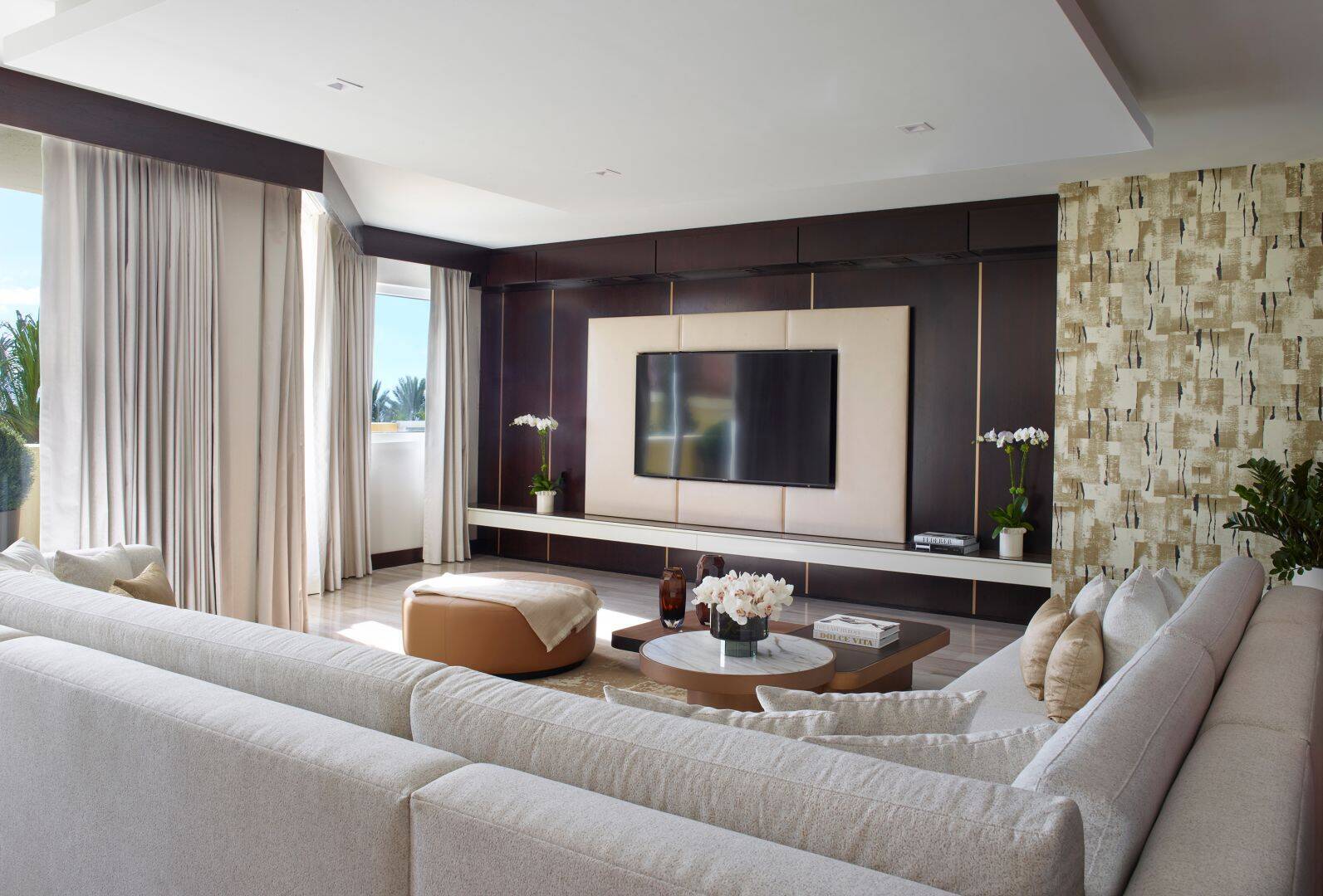 One Bedroom Oceanfront Villa Suite