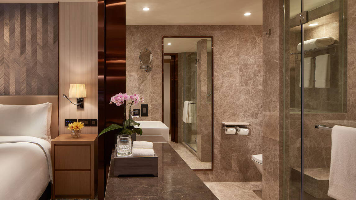 INFINITY TWO DOUBLE ROOM CITY VIEW