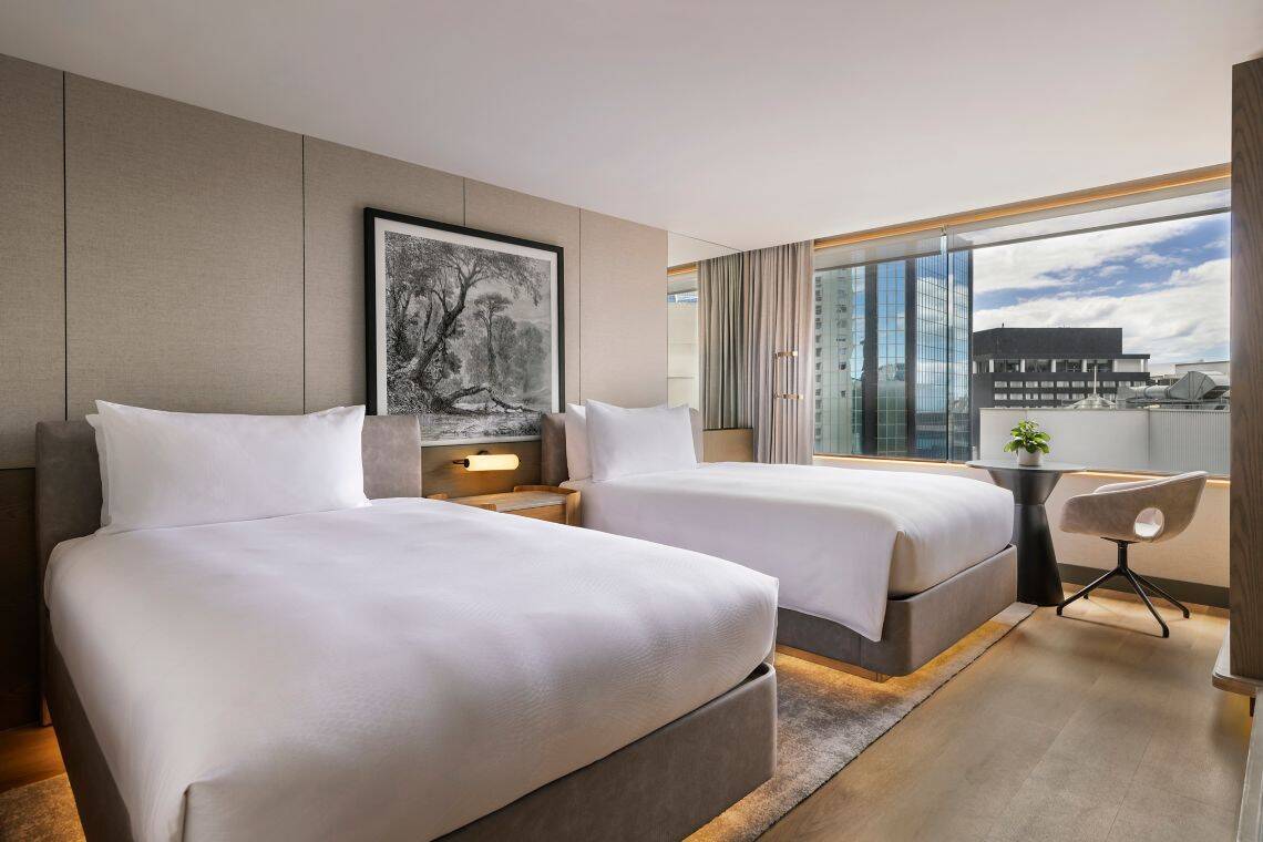 UPPER FLOOR 7TH AND ABOVE, DELUXE DOUBLE ROOM
