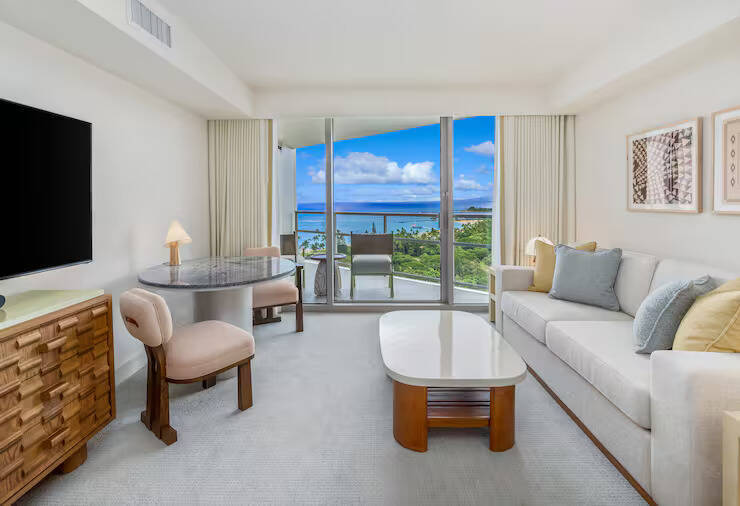 LXR DELUXE ROOM PARTIAL OCEAN VIEW DOUBLE BEDS