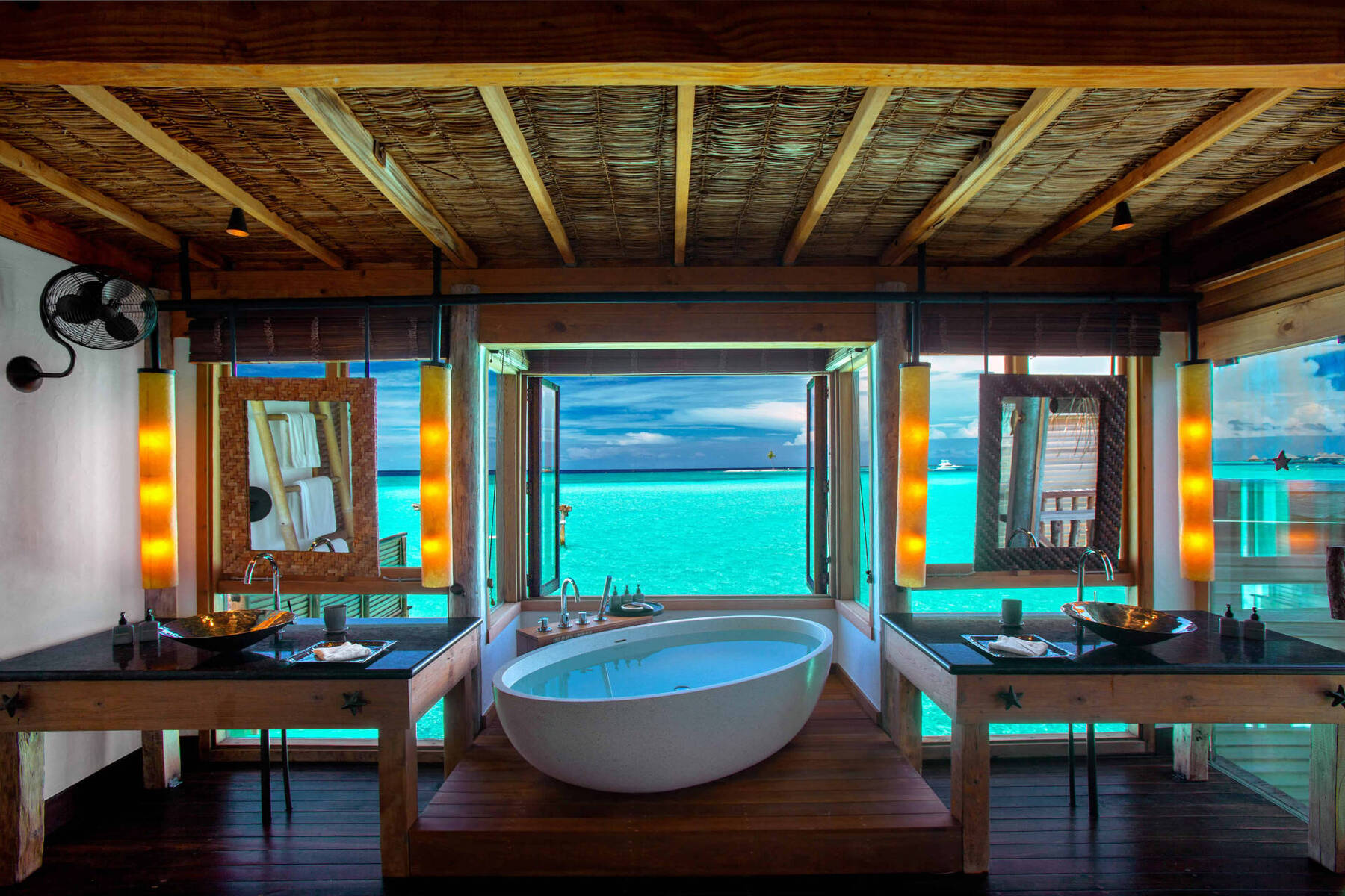 Overwater Gili Lagoon Residence