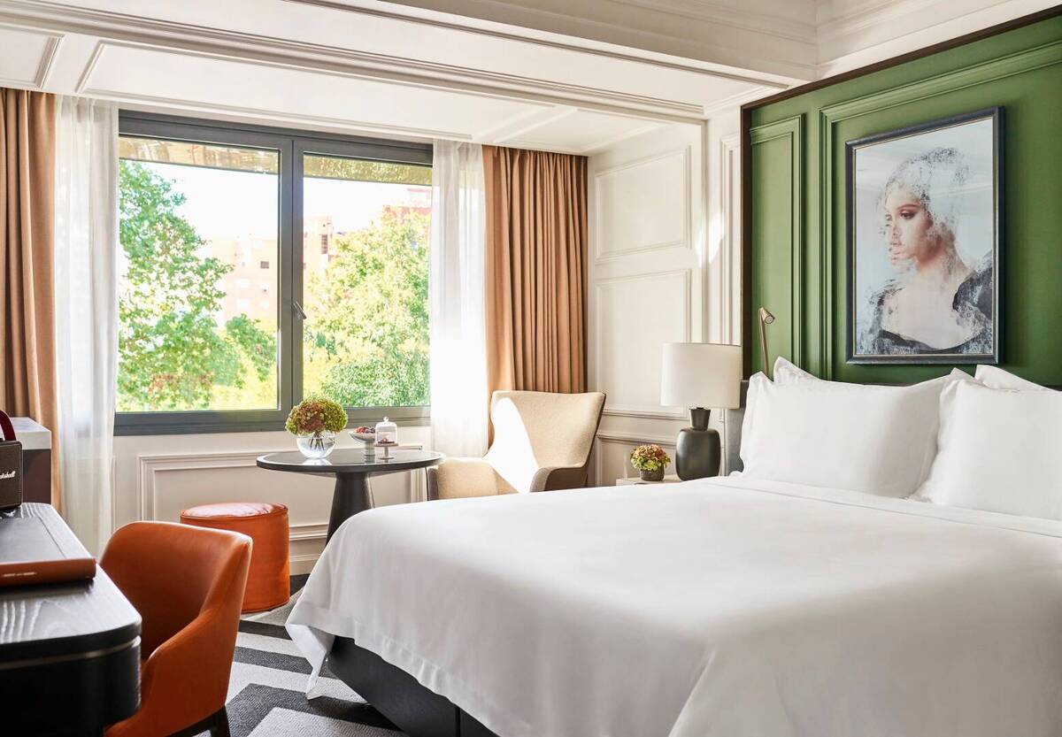 Premier Room