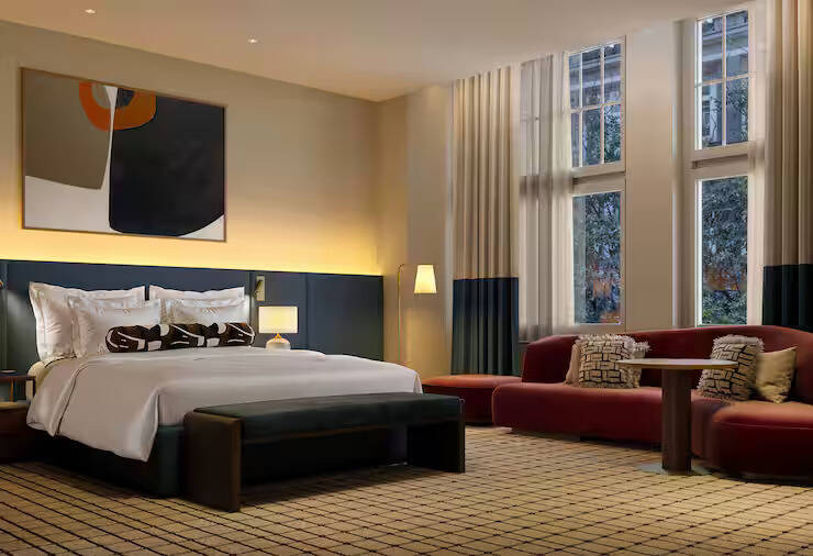 QUEEN DELUXE ROOM