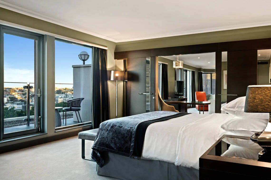 Deluxe Terrace Suite